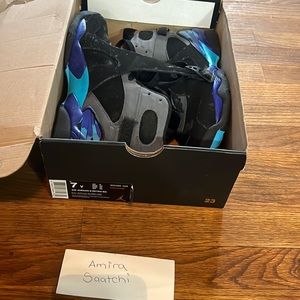 Jordan aqua 8s